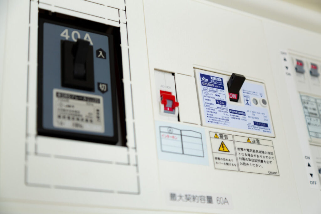 分電盤交換を自分で行なってはいけない理由