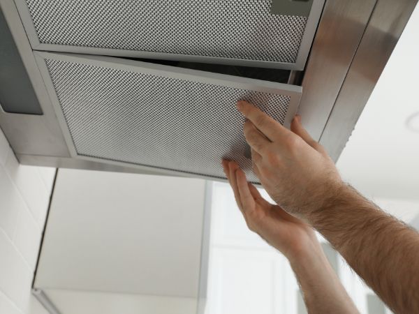 レンジフードを寿命以上使うとどうなる？