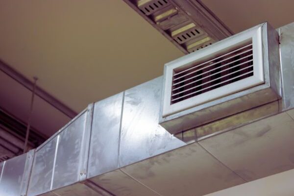 中間ダクトファン